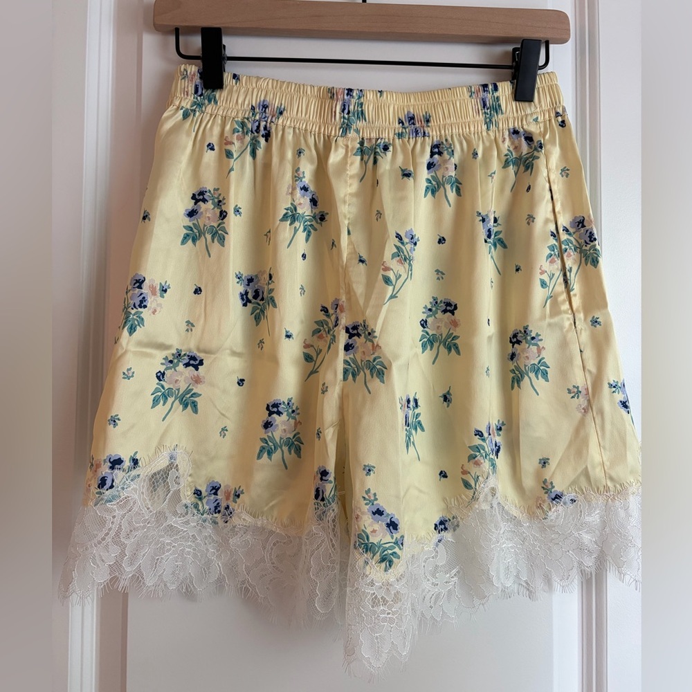 Anthropologie Butter Yellow Floral Lace-Trim Shorts - Picture 5 of 7